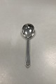 Georg Jensen 
Pyramid EPNS 
Silverplated 
Serving Spoon
Measures 20cm 
/ 7.87 inch