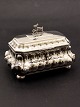 Silver plated 
sugar box L. 16 
cm. subject no. 
532505