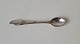 Salt spoon in 
silver 
Stamped the 
three towers
Length 7.8 cm.
Stock: 3