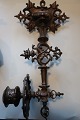 Antique piano candlestick made of brass/bronce
Very beautiful decorated