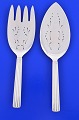 Georg Jensen. 
Sterling silver 
flatware 
Bernadotte, 
pattern no. 9. 
Bernadotte 
fish serving 
...