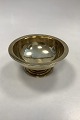 Beautifull 
Russian Brass 
bowl
Measures 19cm 
x 8,5cm (7.48 
inch x 3.35 
inch )