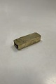 Antique Snuff 
Box in Brass
Measures 12cm 
x 4cm x 2,5cm 
(4.72 inch x 
2.57 inch x 
0.98 inch)