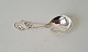 Marmalade spoon 
in silver from 
1935 
Stamped the 
three towers - 
CMC
Length 10.8 
cm.