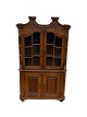 Frisian display 
cabinet in 
solid oak with 
beveled sides 
from around the 
1780s.
Measurements 
in ...