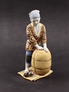 Chinese figurine with cat