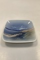 Lyngby 
Porcelain Bowl 
with Landscape 
No. 115/79
Measures 12 cm 
x 12 cm / 4.72 
in. x 4.72 in.