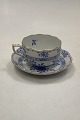 Herend Hungary 
Coffee Cup with 
saucer in Blå 
overglaze
Measures 8,7cm 
/ 3.43 inch