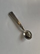 Salt spoon #Margit Sølvplet
Length approx. 6.8 cm.