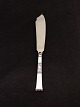 Cake knife 27 
cm. 
rigsmønstret 
subject no. 
537747