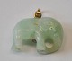 Jade pendant in 
the shape of an 
elephant. 
Unstamped. 
Height: 2 cm. 
L.: 2 cm.