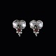 Georg Jensen. 
Sterling Silver 
Ear Clips with 
Garnet - 
Heritage 1996.
Based on 
original 
drawings ...