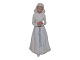 Bing & Grondahl 
figurine, 
bride.
For some 
reason this 
figurine is 
unmarked. Maybe 
it was sold ...