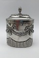 German Empire 
Silver Tea 
Caddy Measures 
H 10.5 cm (4.13 
inch) Weight 
179 gr (6.31 
oz)