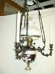 Majolica 
kerosene lamp 
with 3 arms