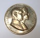 Große Silbermedaille zur Erinnerung an die Hochzeit von Frederik und Ingrid im Jahr 1935. Wiegt ...