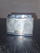 Sterling silver lighter from Georg Jensen. Engraving. Does not work. Model number 366 D: H. 6.5 ...
