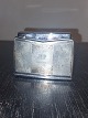 Sterling silver 
lighter from 
Georg Jensen. 
Engraving. Does 
not work. Model 
number 366 D: 
H. 6.5 ...