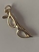 Glasses pendant #14 karat Gold
Stamped 585
Height 20.80 mm
Width 5.98 mm