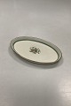 Royal 
Copenhagen 
Fensmark Oval 
Dish No 9499. 
Measures 22 
cm. / 8.7 inch.