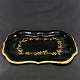 Length 36 cm.
Width 27 cm.
Charming older 
black painted 
tin tray with 
gold edges and 
leaf ...