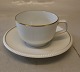 4 pcs in stock
103 Chocolate 
cup & saucer  
15.2 cm Vega 
white, with a 
thin gold line. 
Form 674 ...