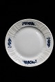 Royal 
Copenhagen 
Juliane Marie 
Blue Flower 
dinner plate.
Decoration 
number: 
10/12012. 
1.sort. ...