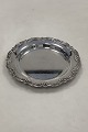 Bottle Coaster 
in Silver Plate 

Measures 14cm 
/ 5.51 inch