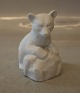 White bisquit 
B&G 1997 White 
bear on rock 10 
cm Figurine of 
the year 
Limited edition 
0639 of ...