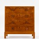 Height: 73.0cm
Width: 68.0cm
Depth: 42.0cm
