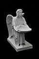 Antik Thorvaldsen engle figur i biscuit af dåbens engel fra Bing & Grøndahl. 
Stemplet...