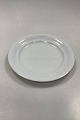 Royal 
Copenhagen 
White Magnolia 
Glazed Dinner 
Plate No 627
Measures 27cm 
/ 10.63 inch