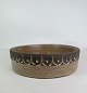 Dark brown 
ceramic bowl of 
lion moss 
ceramics from 
around the 
1960s.
H:7 Dia:25
