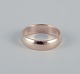 EG, Scandinavian goldsmith. 8 karat gold alliance ring.Approximately from the ...