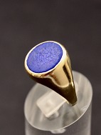 9 carat gold ring  with lapis lazuli