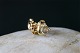 Nice ear studs 
in 14 carat 
gold, designed 
like dolphins. 
The ear studs 
are nicely 
designed so ...