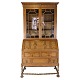 Chatol with upper cabinet in oak and glass doors and bars decorated with wood carvings ...