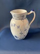 Milk jug Mussel painted Fluted
Royal Copenhagen
Dec. no. 442
Height 16.5 cm