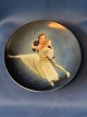 Plate with 
dancing couple
The stamp. 
USSR
Diameter. 20 
cm
Nice and well 
maintained 
condition