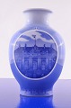 Royal Copenhagen porcelain, vase with motif of Amalienborg 1941. Height 14.5 cm. 1. Quality, ...