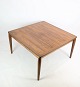 Square coffee 
table of Danish 
design made in 
rosewood from 
around the 
1960s.
H:47 W:85 D:85

