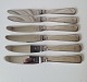 Olympia set of 
6 small knives 
in silver and 
steel 
Stamped: Cohr 
- the three 
towers
Length 16 ...