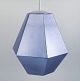 Tom Dixon (f 1959), britisk designer. Sekskantet "Cut Tall" loftspendel i 
polycarbonat.