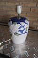 Vintage Table 
lamp
Beautiful 
decoration, 
blue and green, 
with flowers
H. 32cm
In a good ...