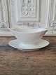 B&G White 
Elegance small 
sauce bowl 
No. 8A, 
Factory second 
Height 9.5 cm. 
Length 19 cm.