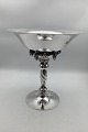 Georg Jensen 
Sterling Sølv 
Stor Drueopsats 
No 264A