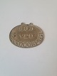 Badge in brass 
with the text 
"Bud ved 
brandcorpset"
Dimension 6,5 
x 8,5 cm.