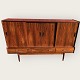 Brdr. Larsens 
møbelfabrik 
Vivild, 
Hadsten, Model 
no. 20. 
Rosewood 
sideboard with 
bar, mirror, 
...