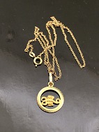 8 carat gold pendant 