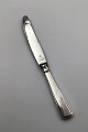 Cohr Silver 
Olympia Child's 
Knife/ Fruit 
Knife Measures 
17.5 cm (6.88 
inch)